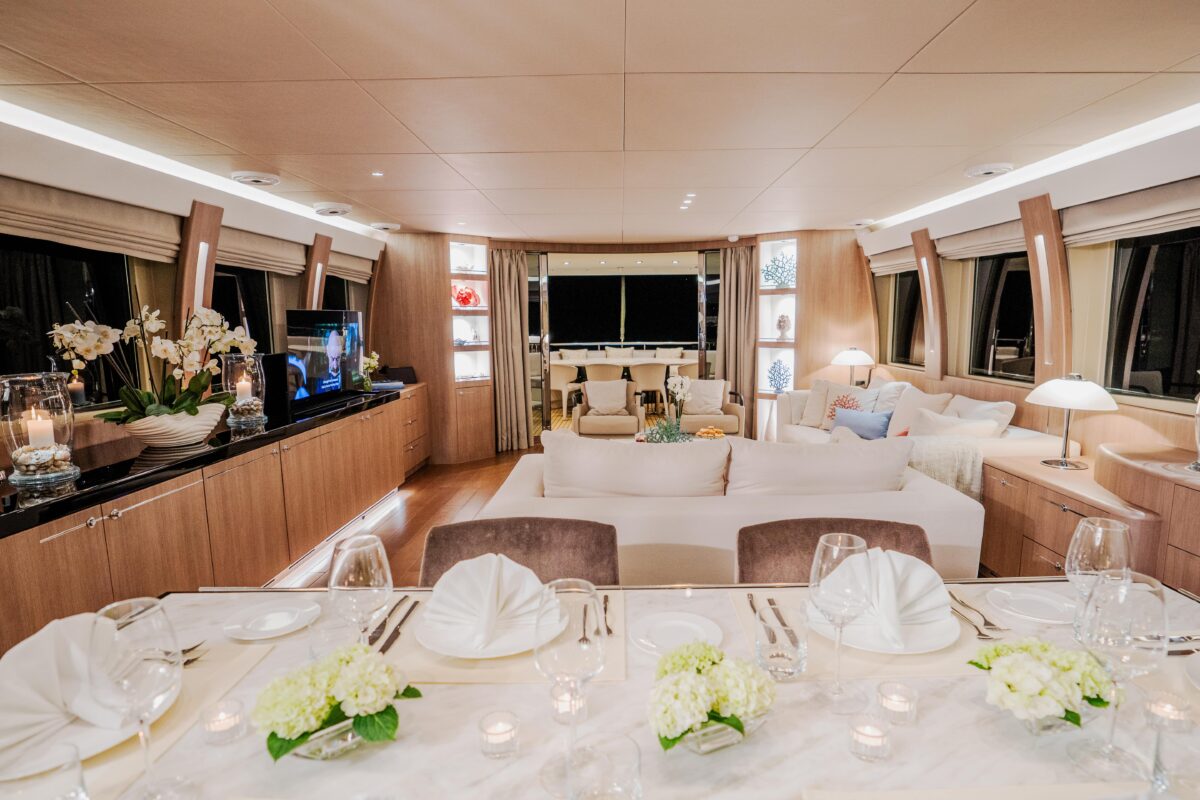 Cyrus Yachts 34M — photo 27