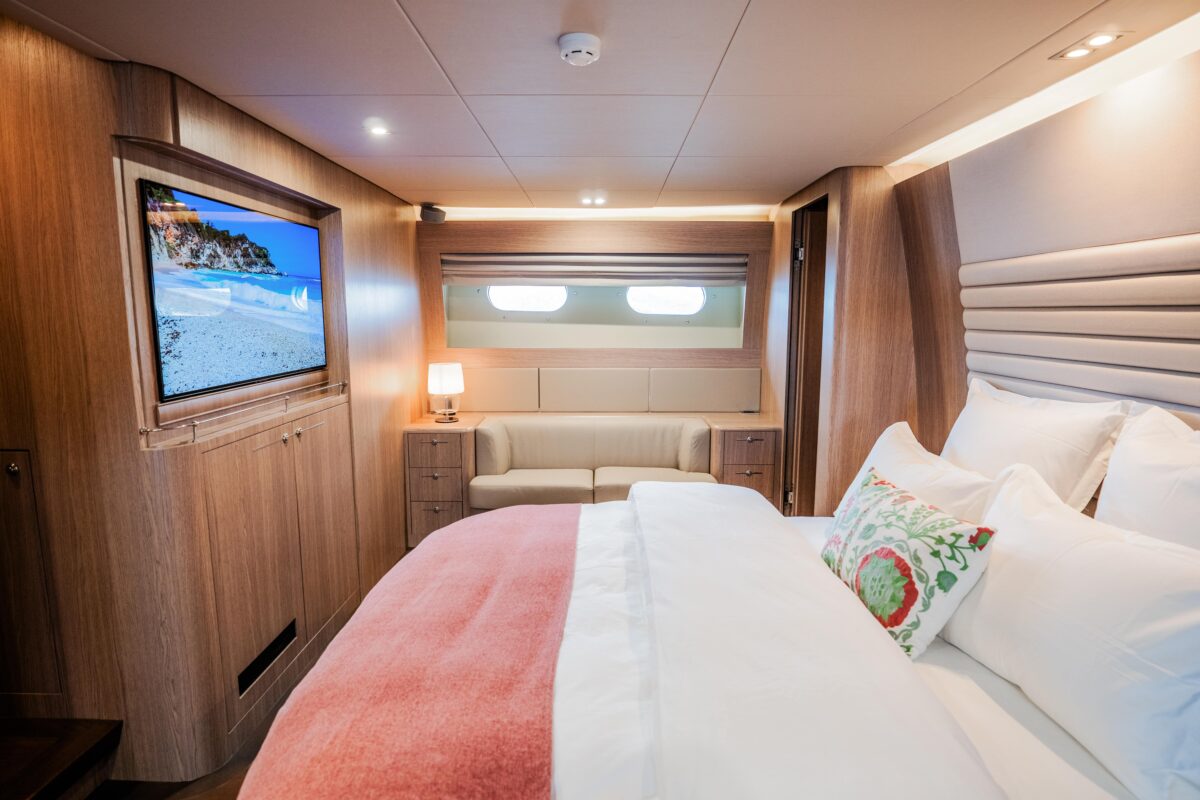 Cyrus Yachts 34M — photo 50