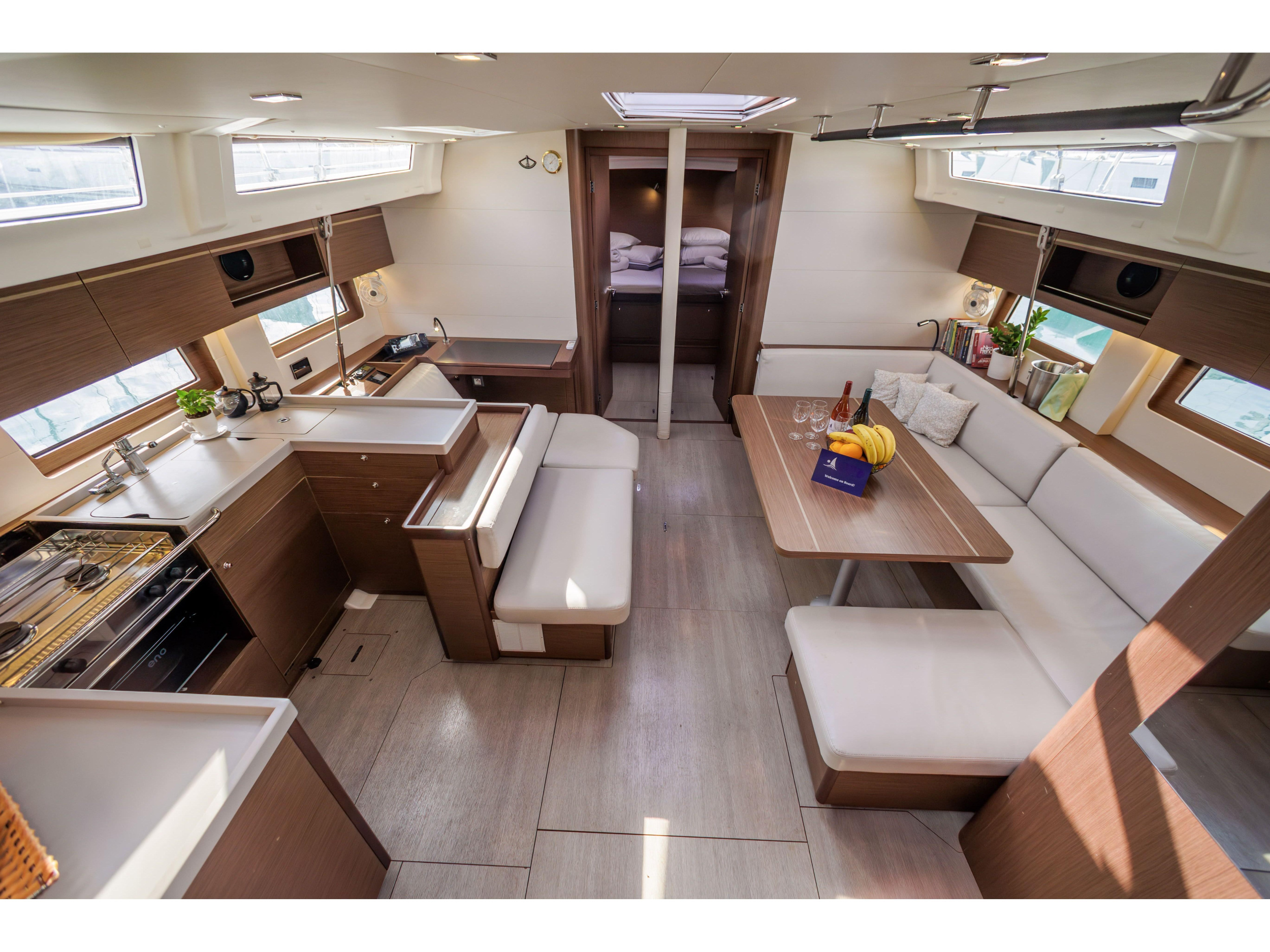 Oceanis 51.1 — photo 11