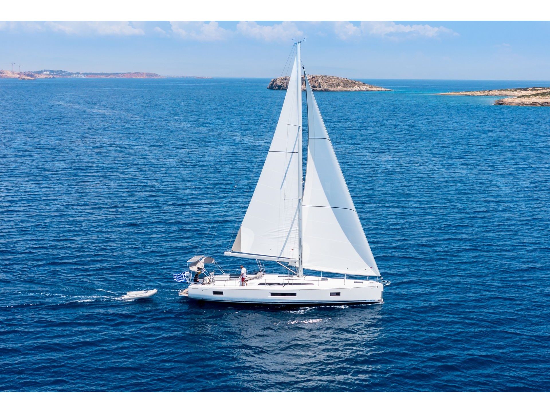 Oceanis 51.1 (5+1 cab) & GEN — photo 1