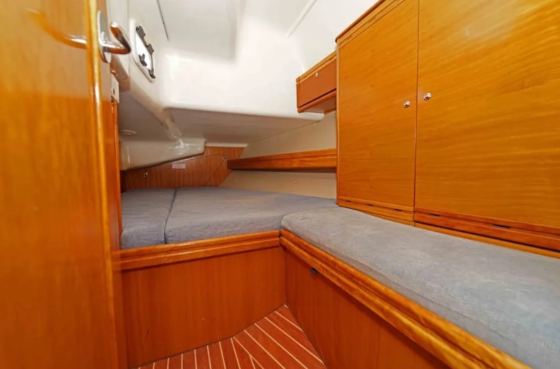 Bavaria 40 Cruiser — photo 6