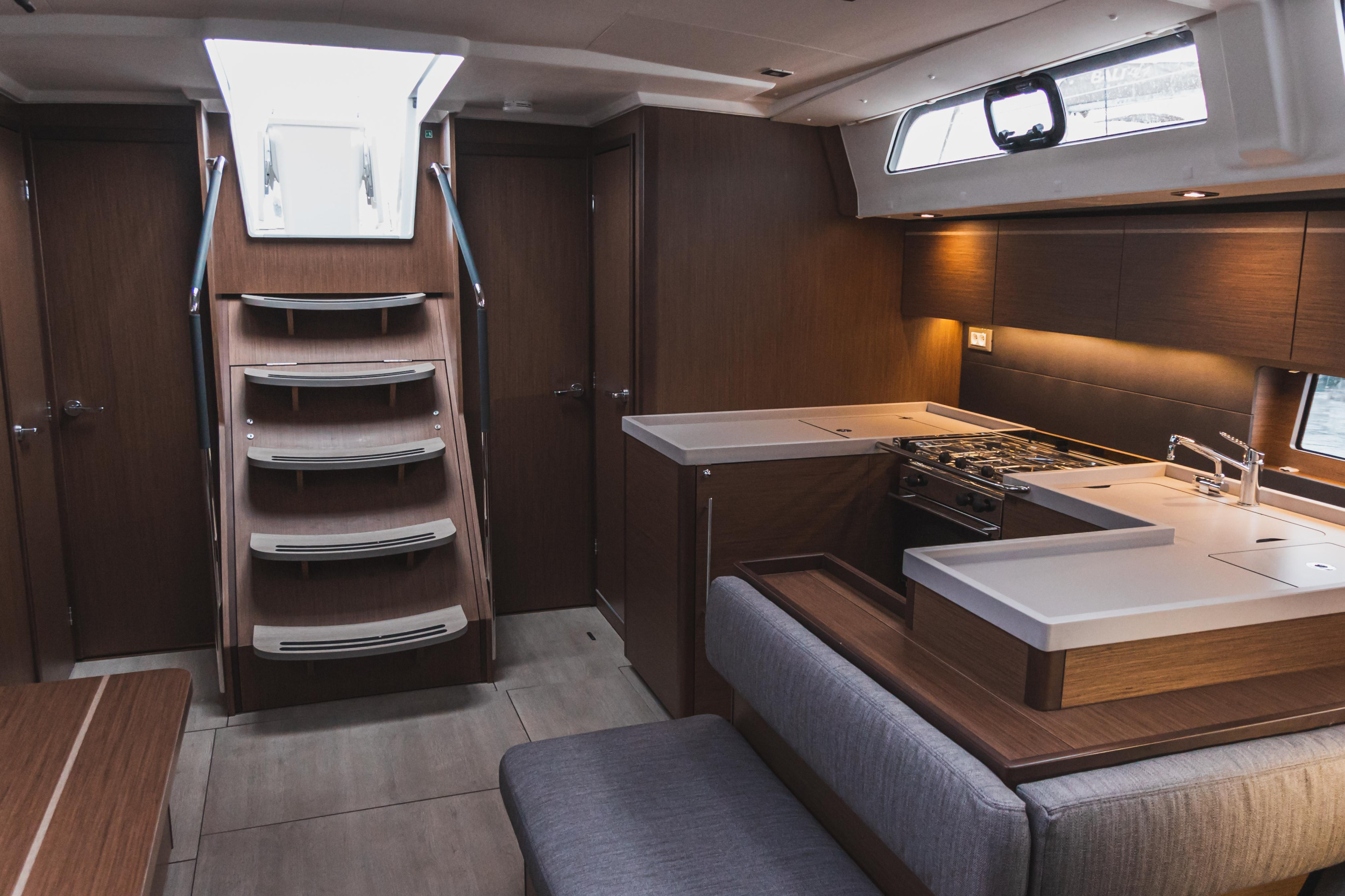 Benetau Oceanis 51.1 — photo 32