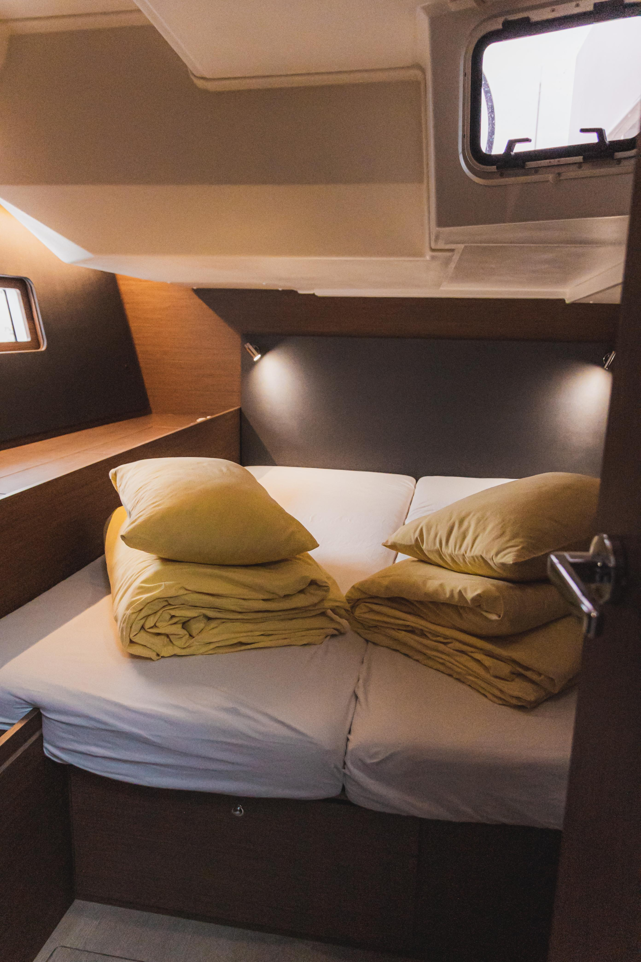 Benetau Oceanis 51.1 — photo 20