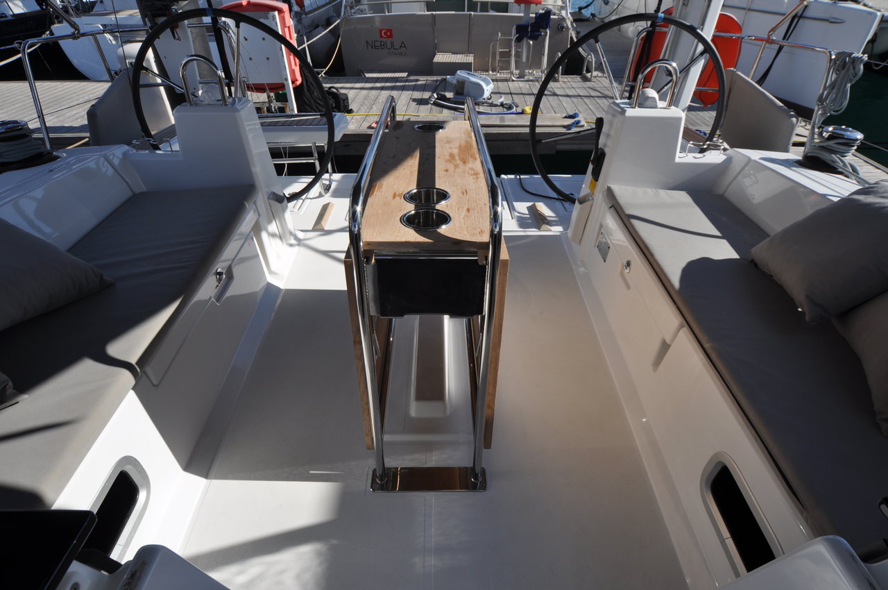 Oceanis 41.1 — photo 17