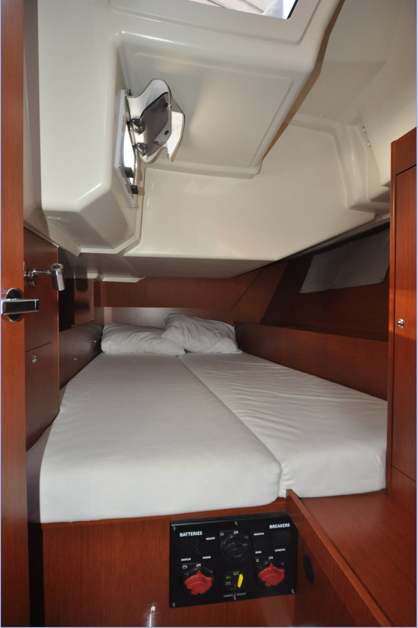 Oceanis 41.1 — photo 8