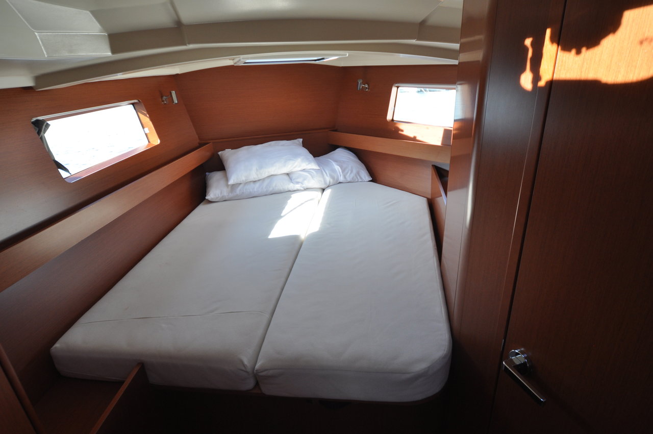 Oceanis 41.1 — photo 13