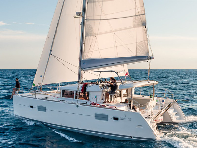 Lagoon 400 S2 — photo 1