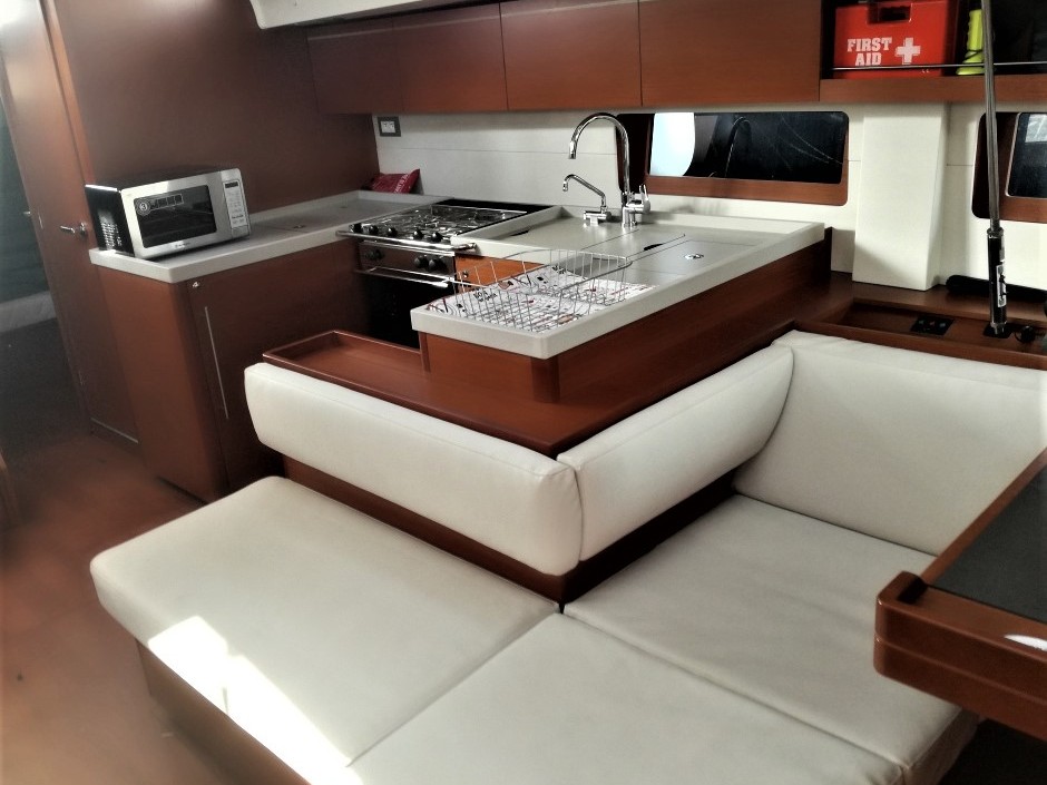 Oceanis 51.1 — photo 6