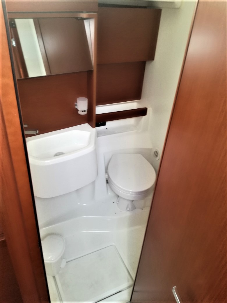 Oceanis 51.1 — photo 4