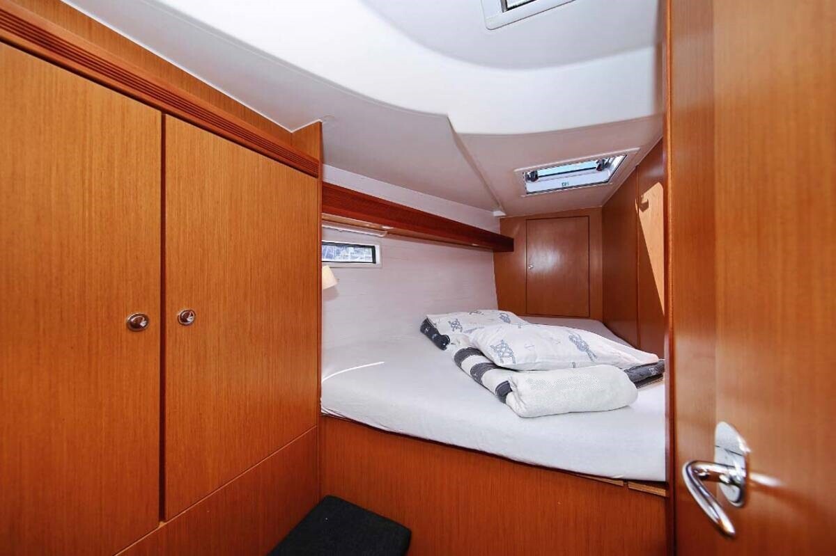 Bavaria Cruiser 45 — photo 4