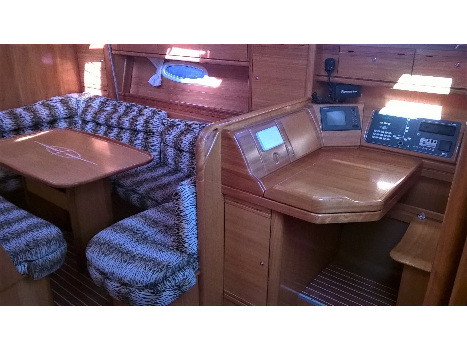 Bavaria 39 Cruiser — photo 6