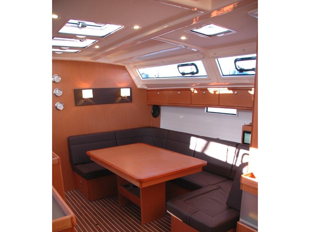 Bavaria Cruiser 46 — photo 7