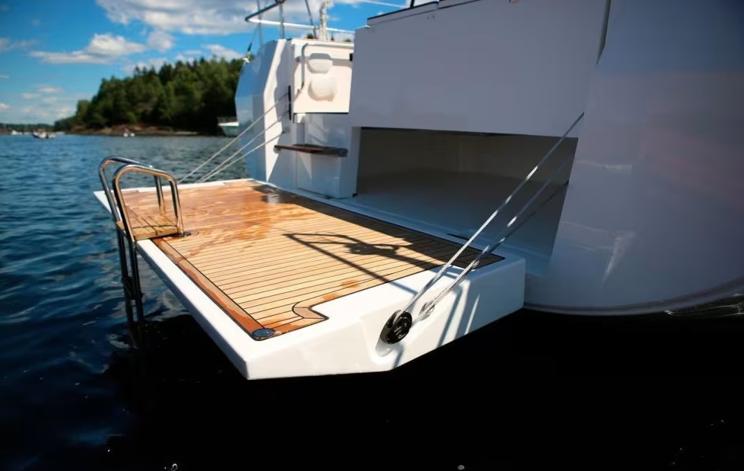 Bavaria C45 — photo 3