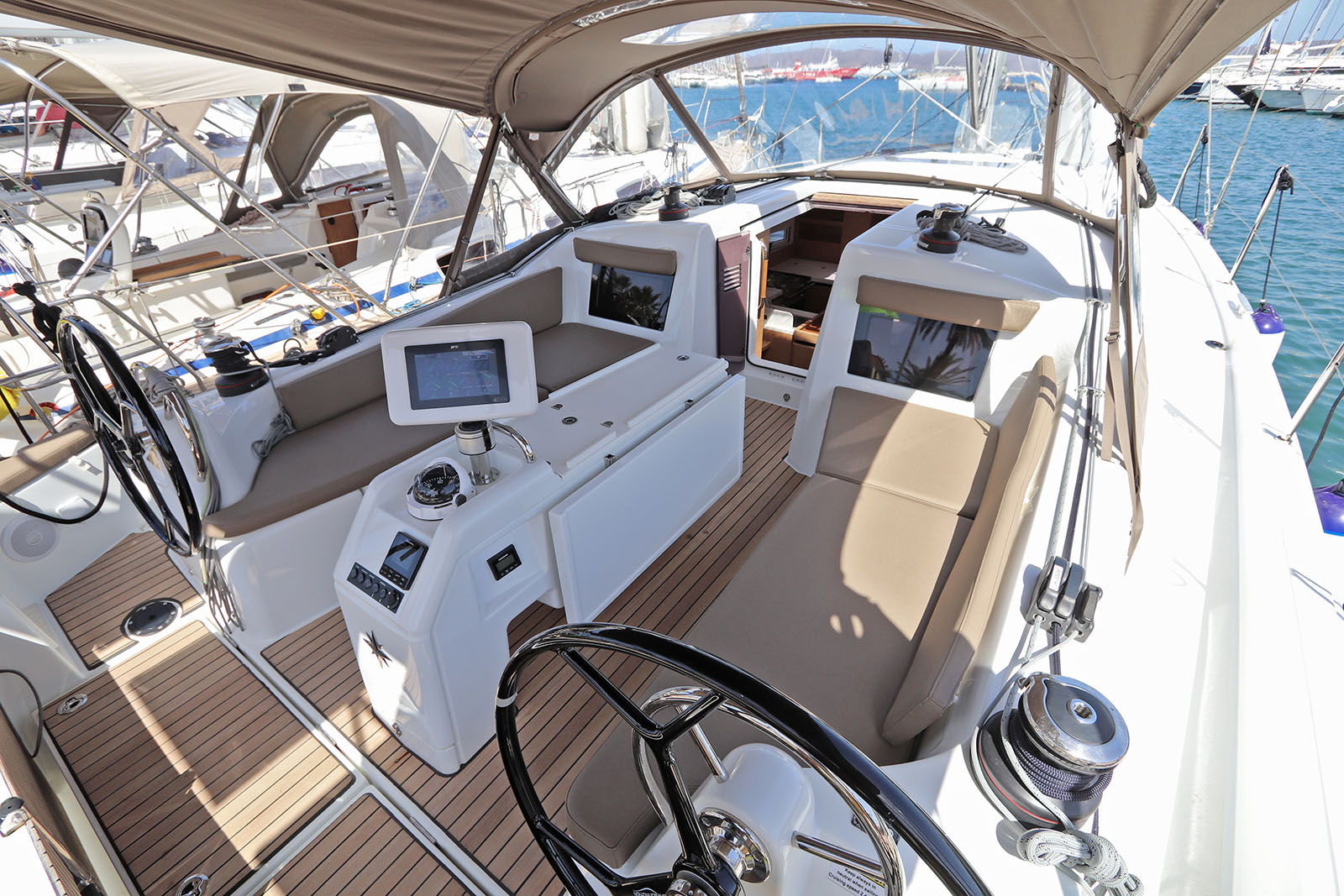 Sun Odyssey 410 — photo 15