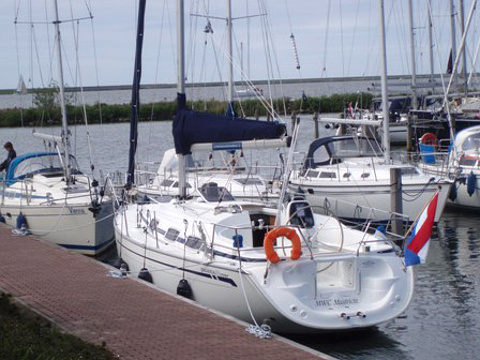 Bavaria 30 Cruiser — photo 1