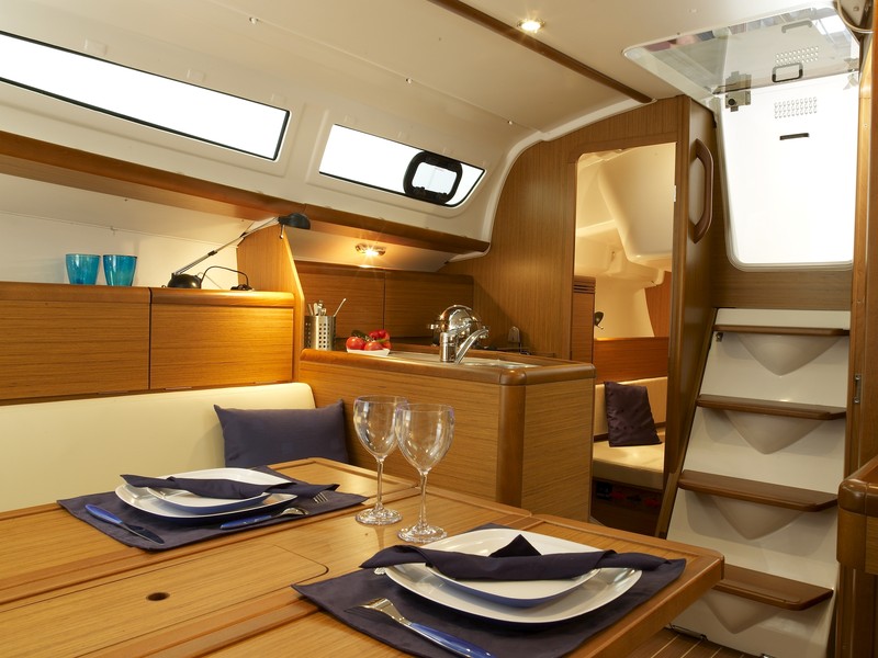 Sun Odyssey 30 i — photo 4