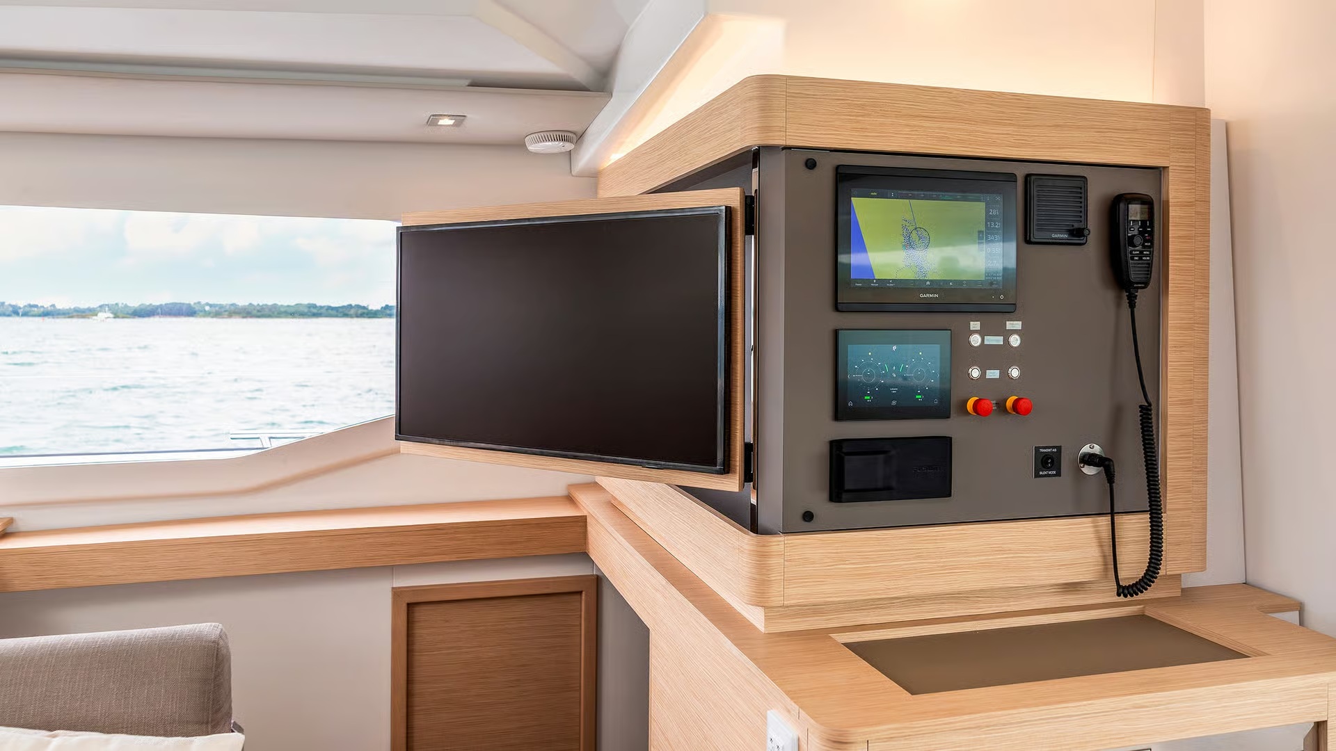 Fountaine Pajot New 41 — photo 8