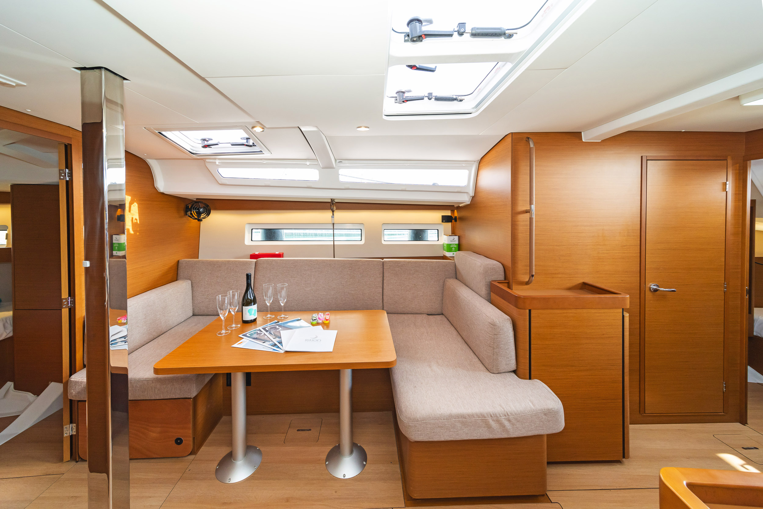 Sun Odyssey 440 — photo 2