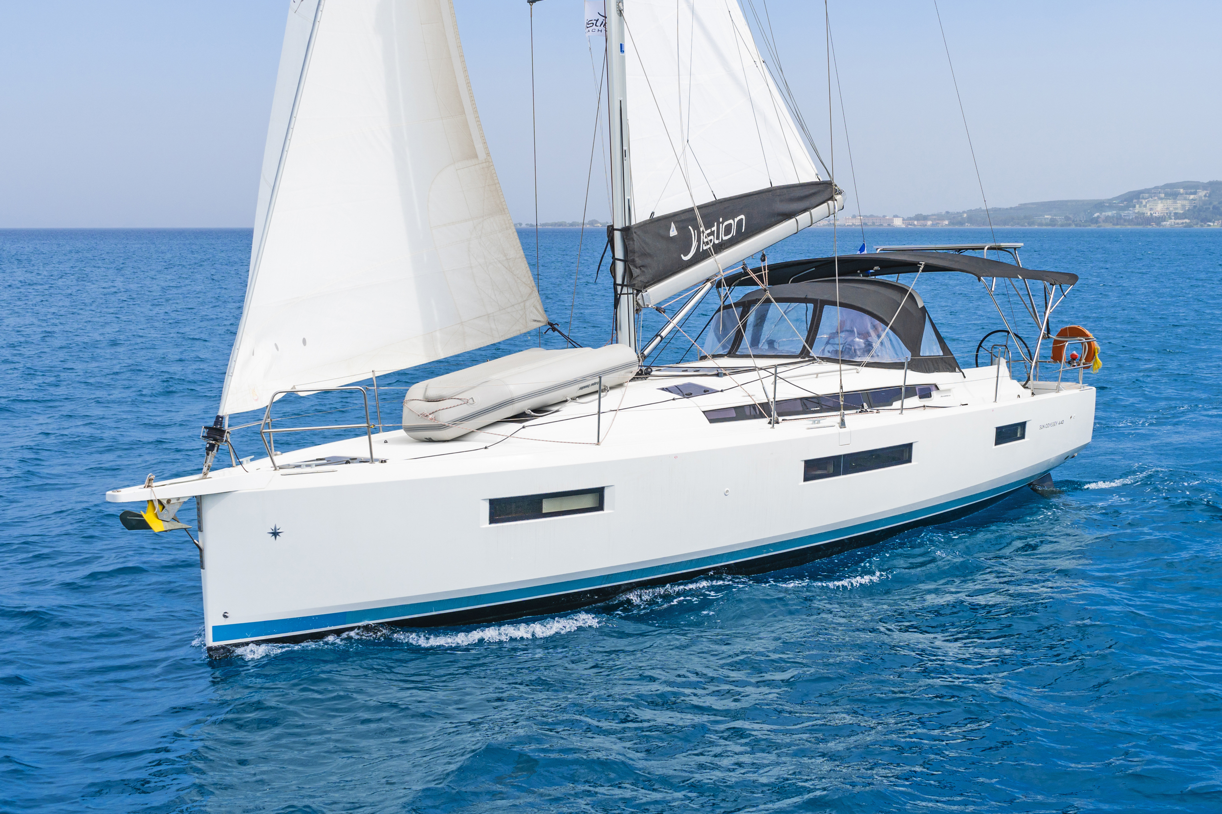 Sun Odyssey 440 — photo 7