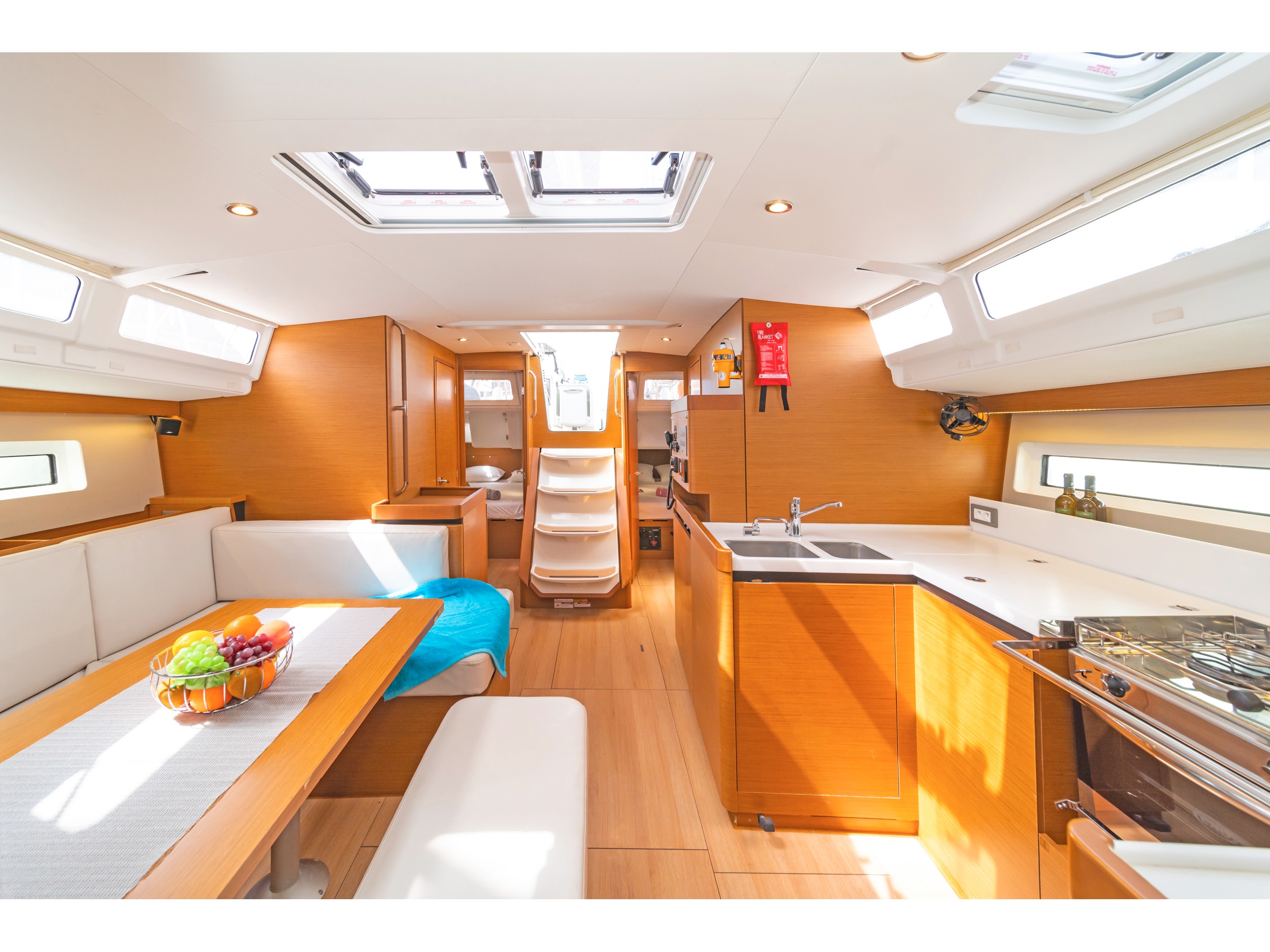 Sun Odyssey 490 — photo 20