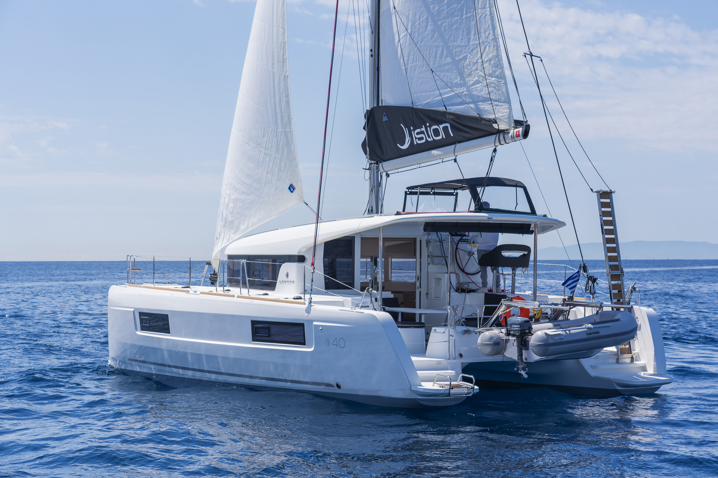 Lagoon 40 — photo 17