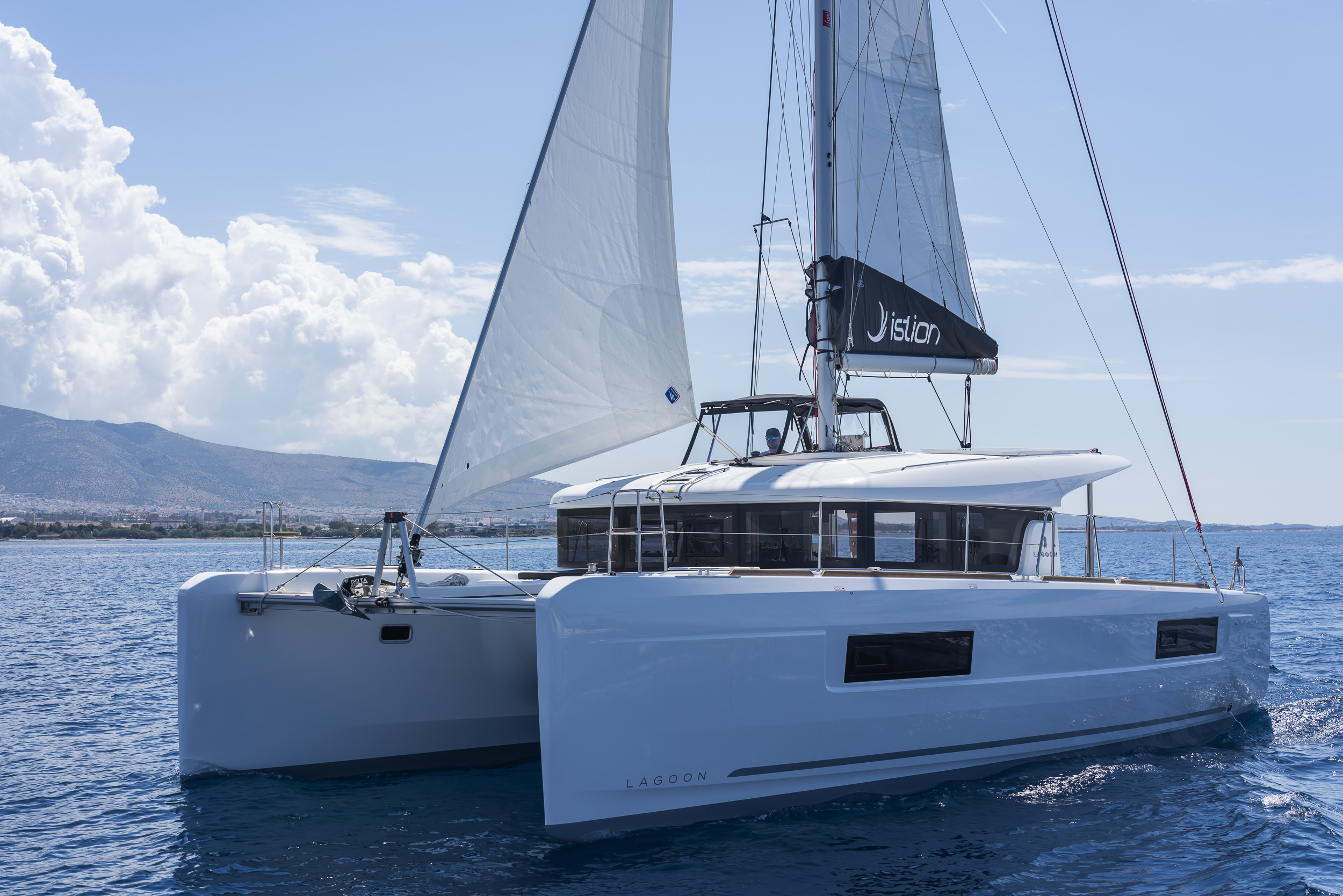 Lagoon 40 — photo 28