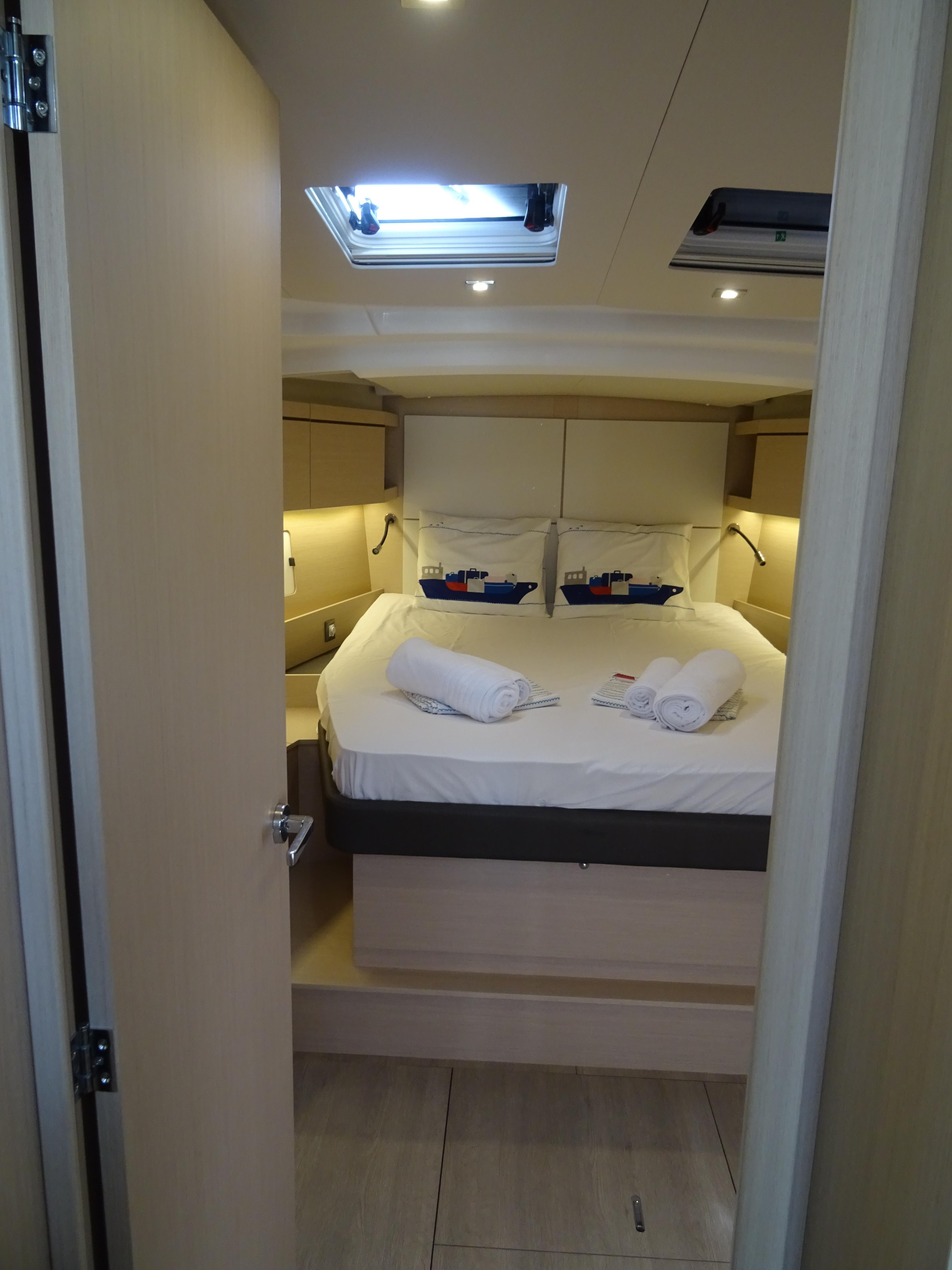 Oceanis 46.1 — photo 12