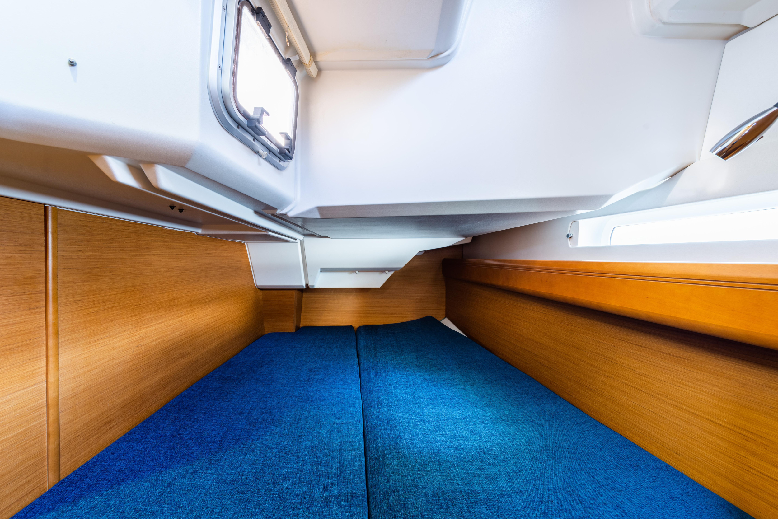 Jeanneau Sun Odyssey 379 — photo 3