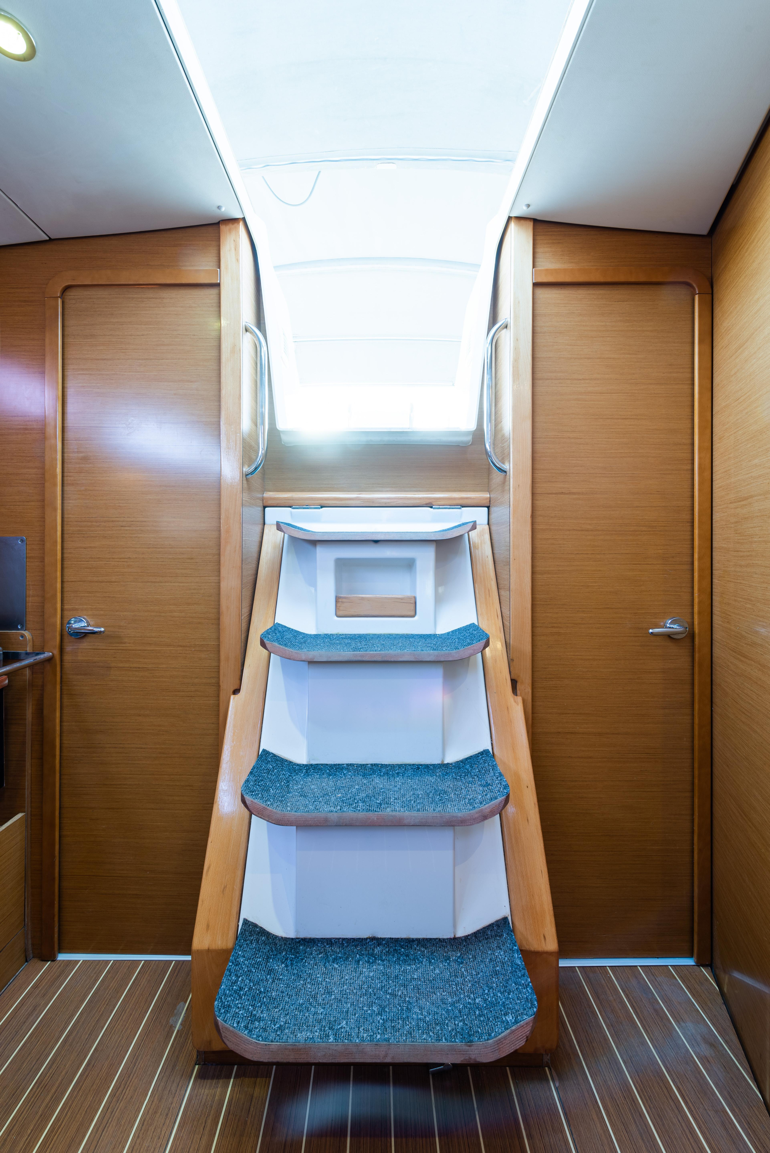 Jeanneau Sun Odyssey 379 — photo 26