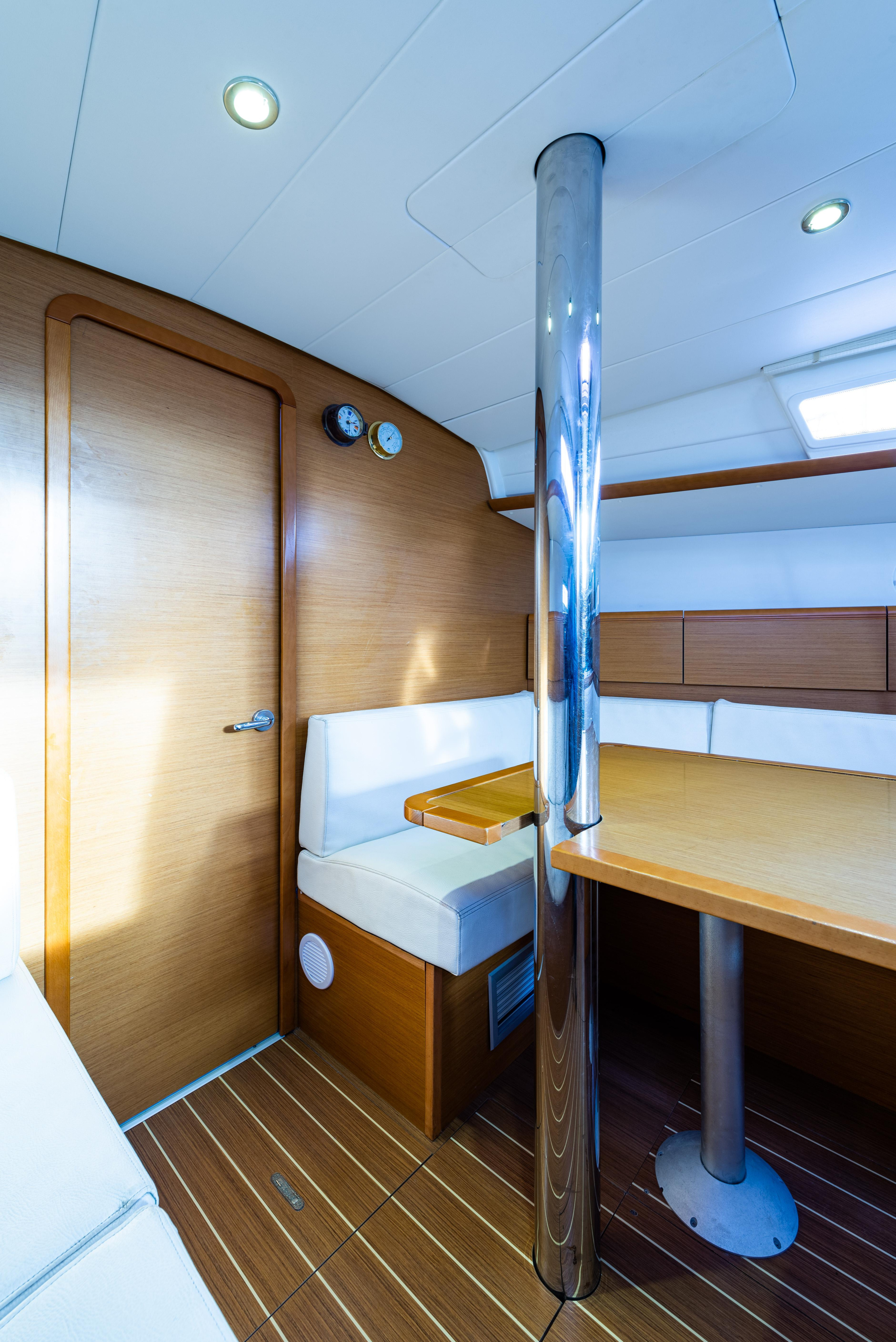 Jeanneau Sun Odyssey 379 — photo 13
