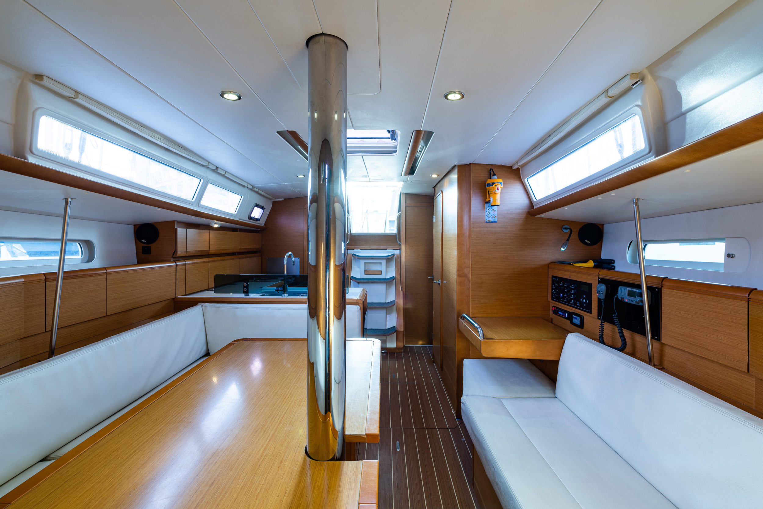 Jeanneau Sun Odyssey 379 — photo 12