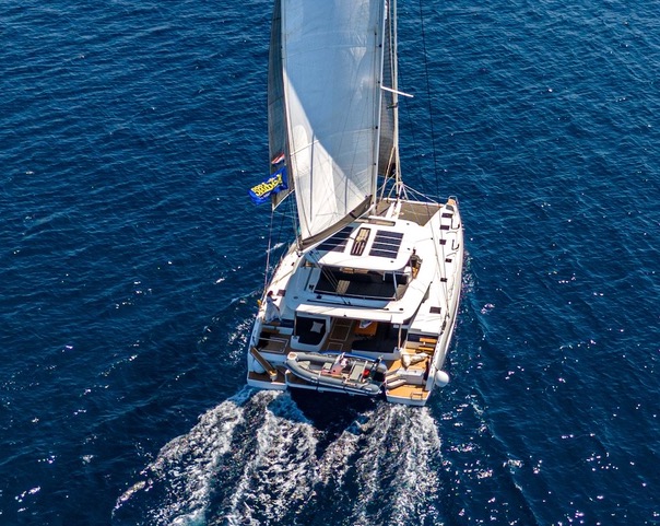 Lagoon 55 — photo 13