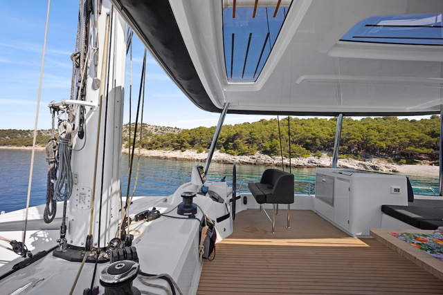 Lagoon 55 — photo 11