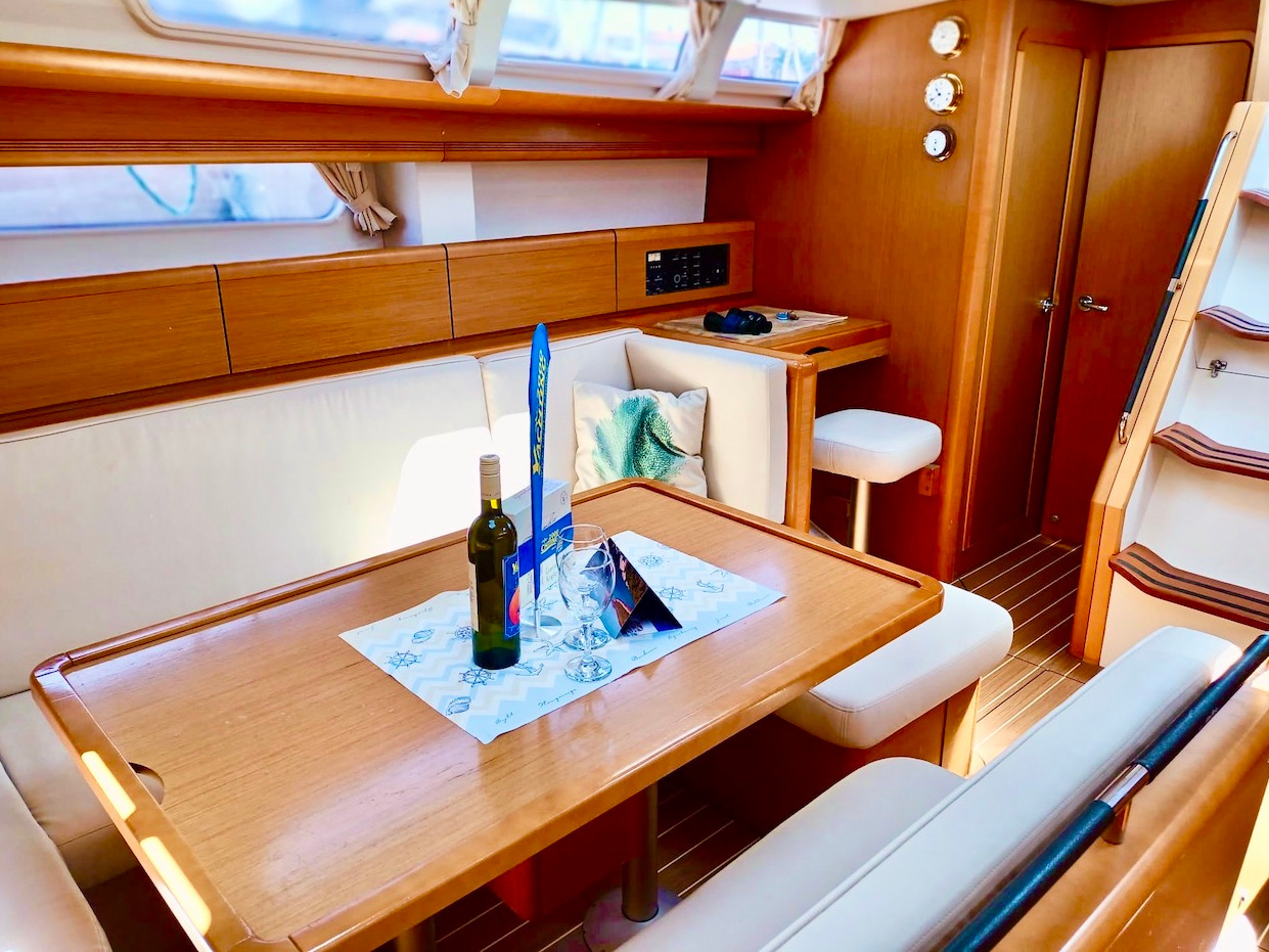 Sun Odyssey 49i — photo 6