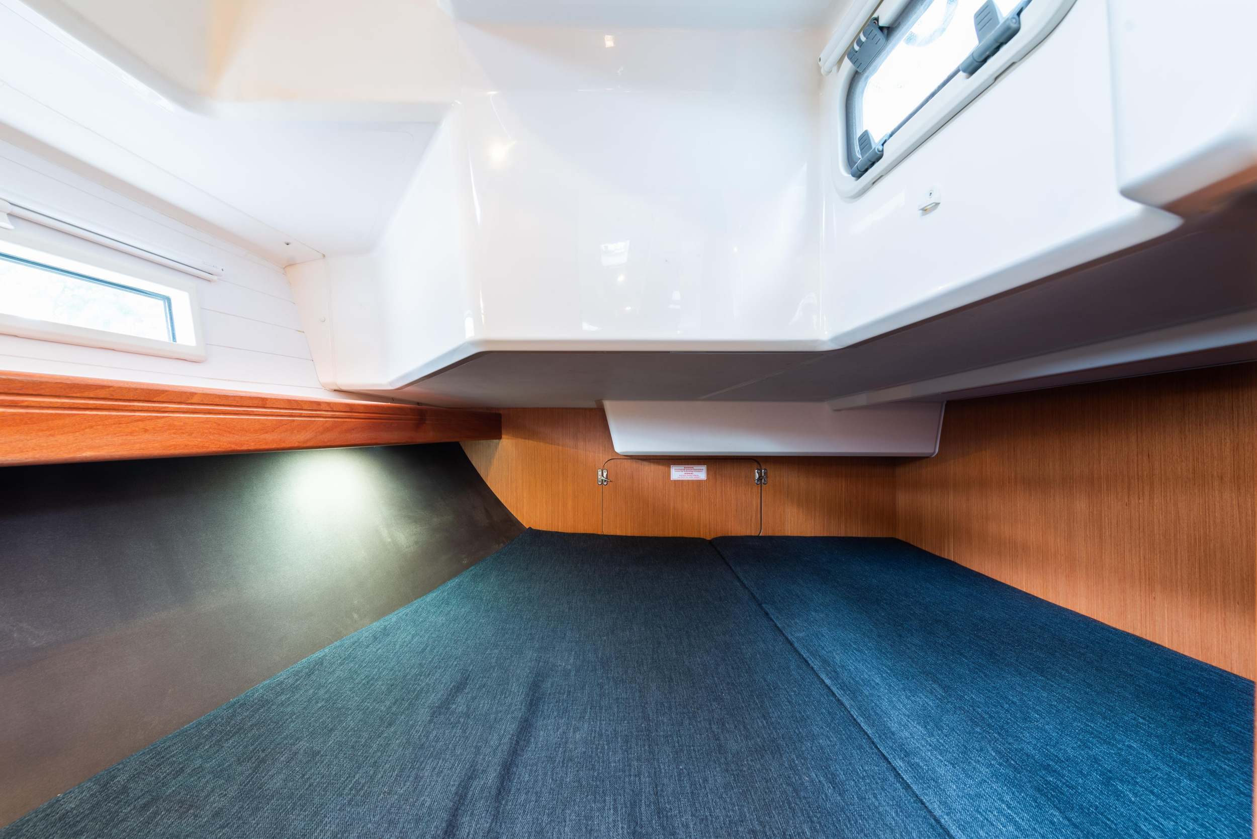 Bavaria 37 — photo 6