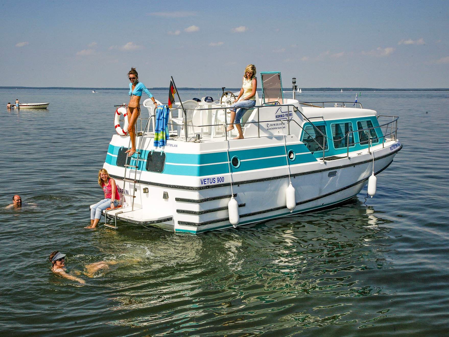 Vetus 900 — photo 1
