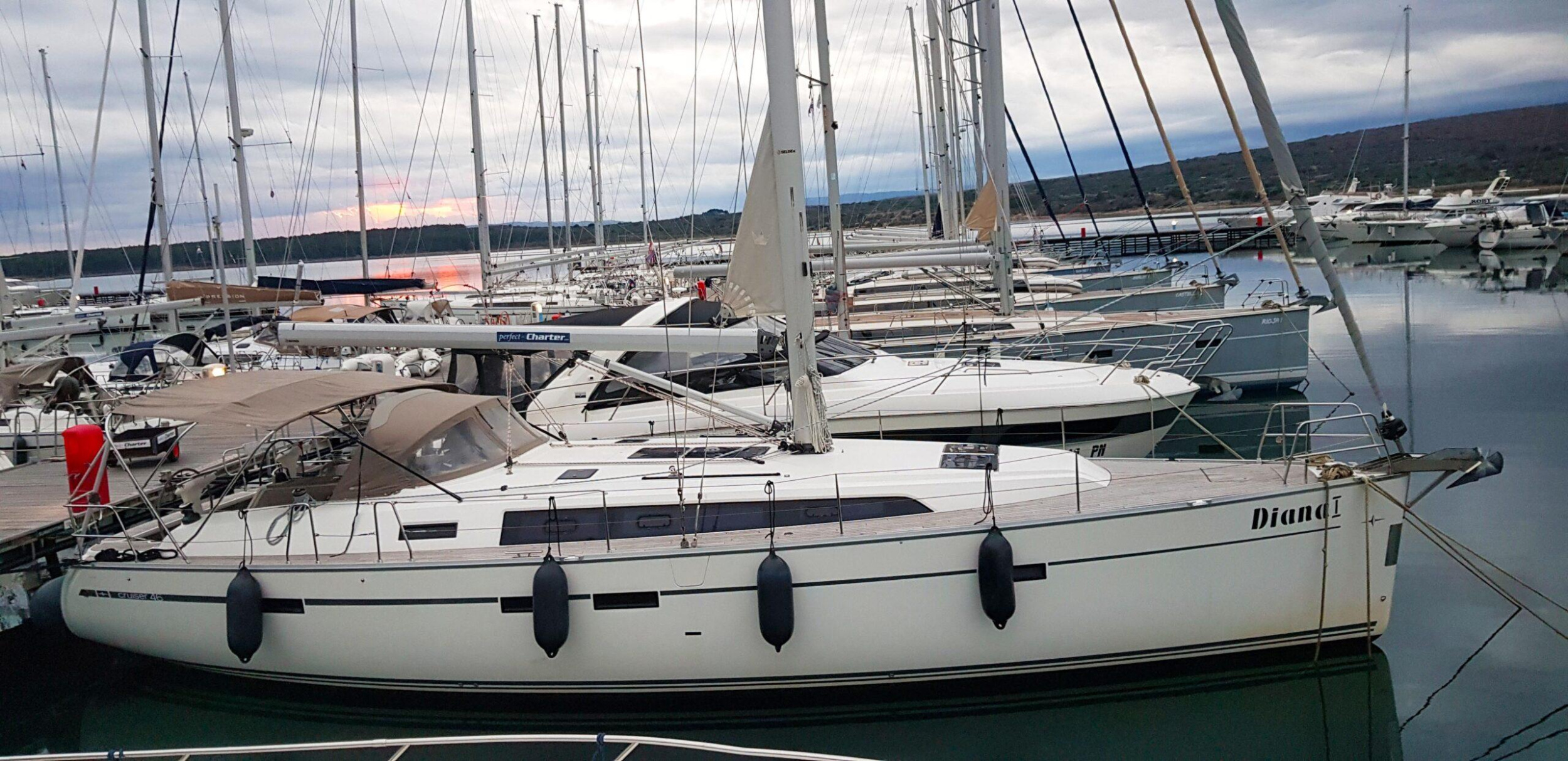Bavaria 46 — photo 9