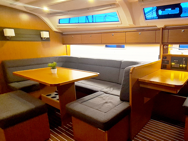 Bavaria 41 — photo 5