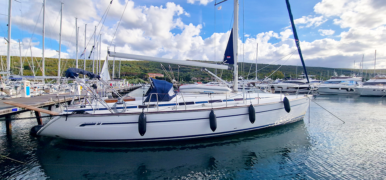 Bavaria 44 — photo 14