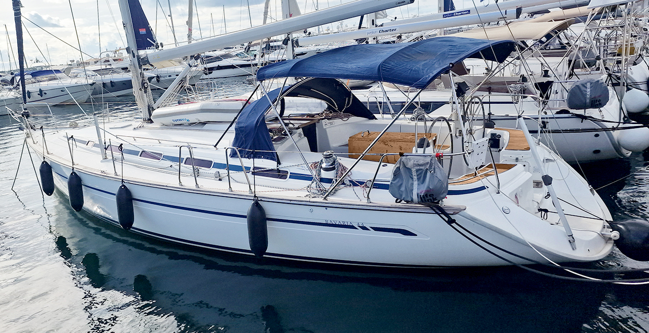 Bavaria 44 — photo 8