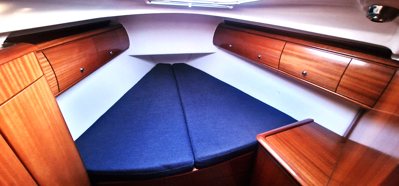 Bavaria 44 — photo 16