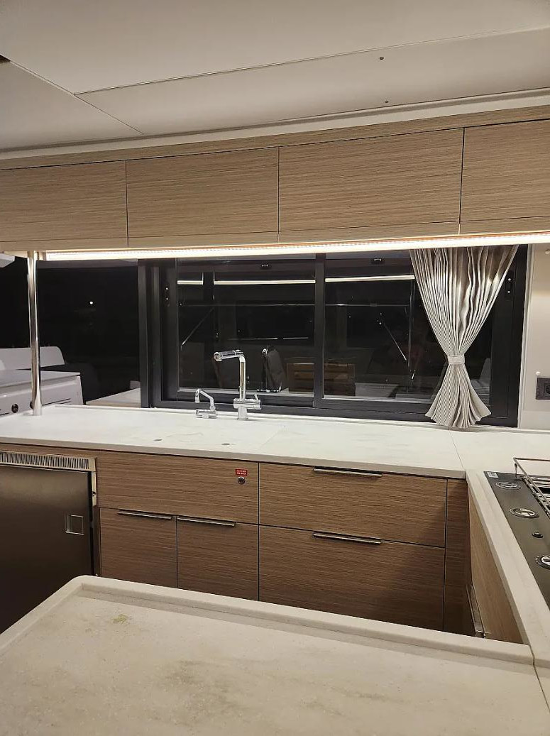 Lagoon 46 — photo 18