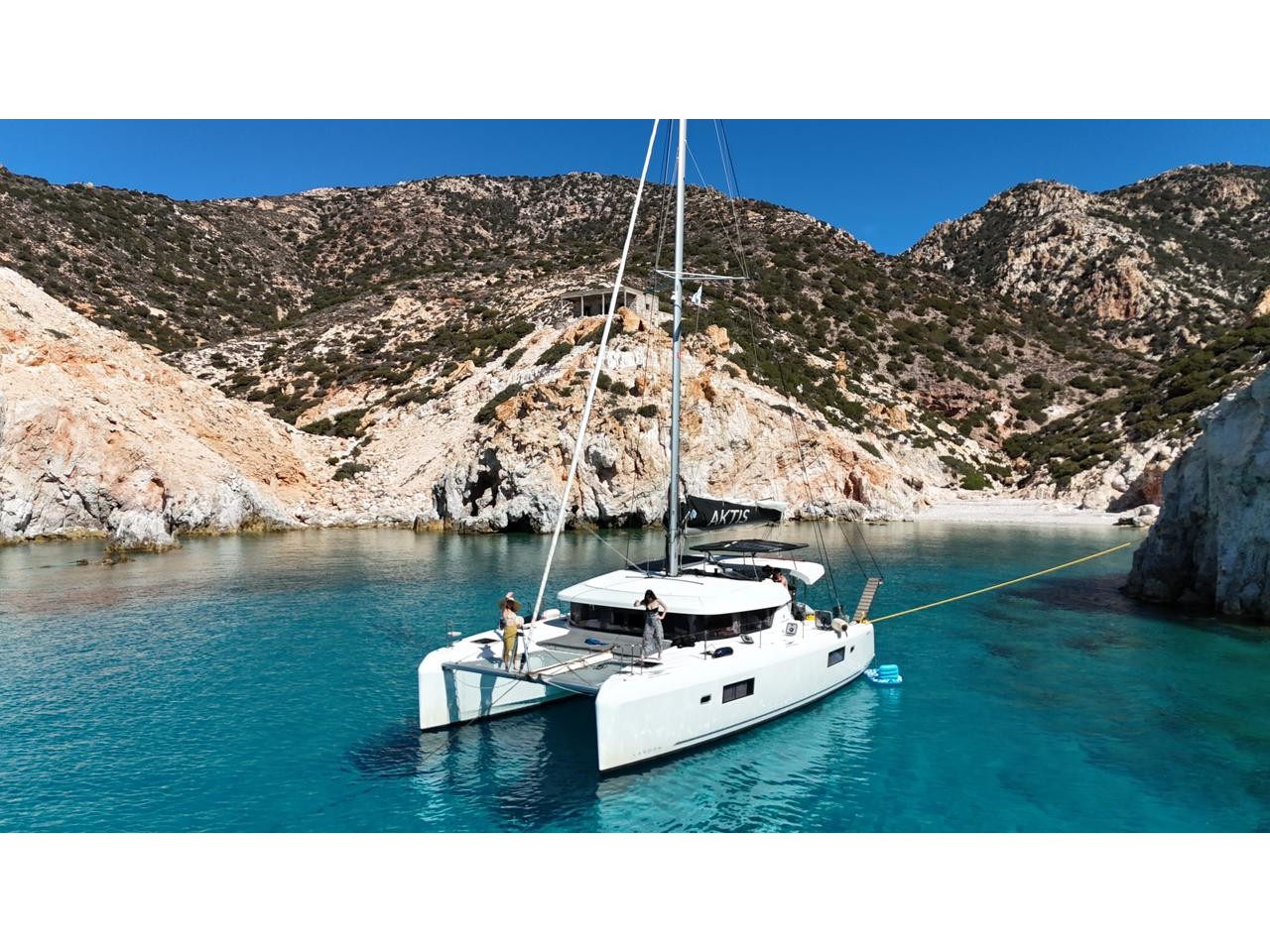 Lagoon 42 — photo 1