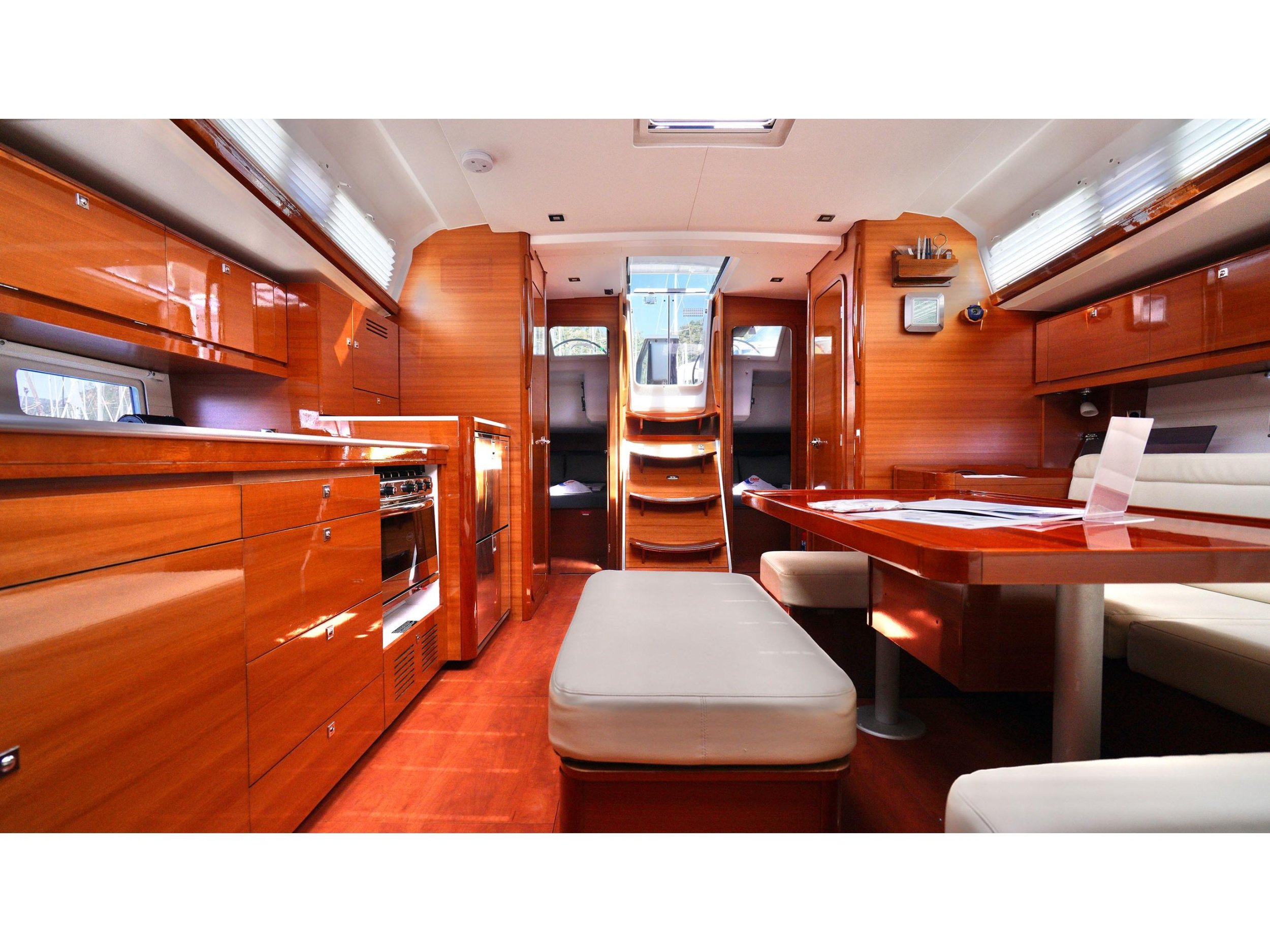 Dufour 460 Grand Large — photo 21
