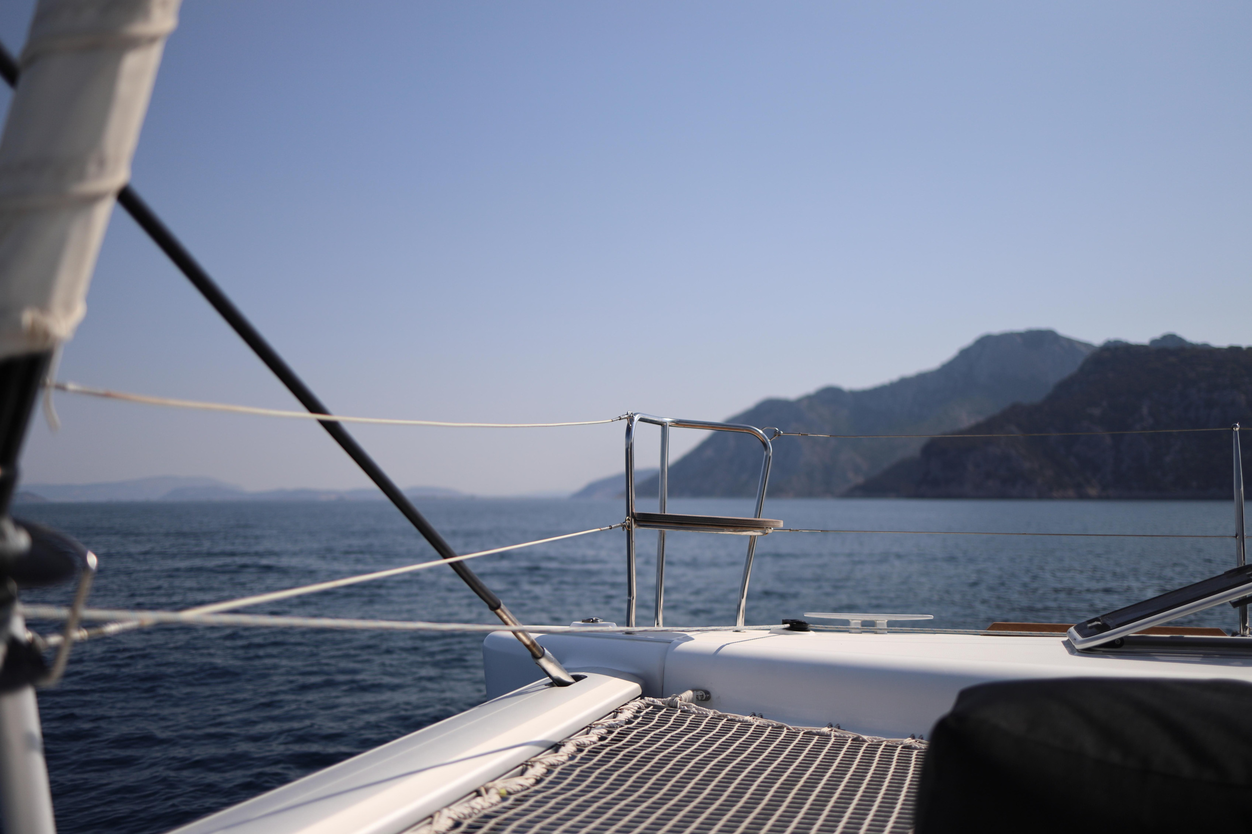 Lagoon 450 Flybridge — photo 9
