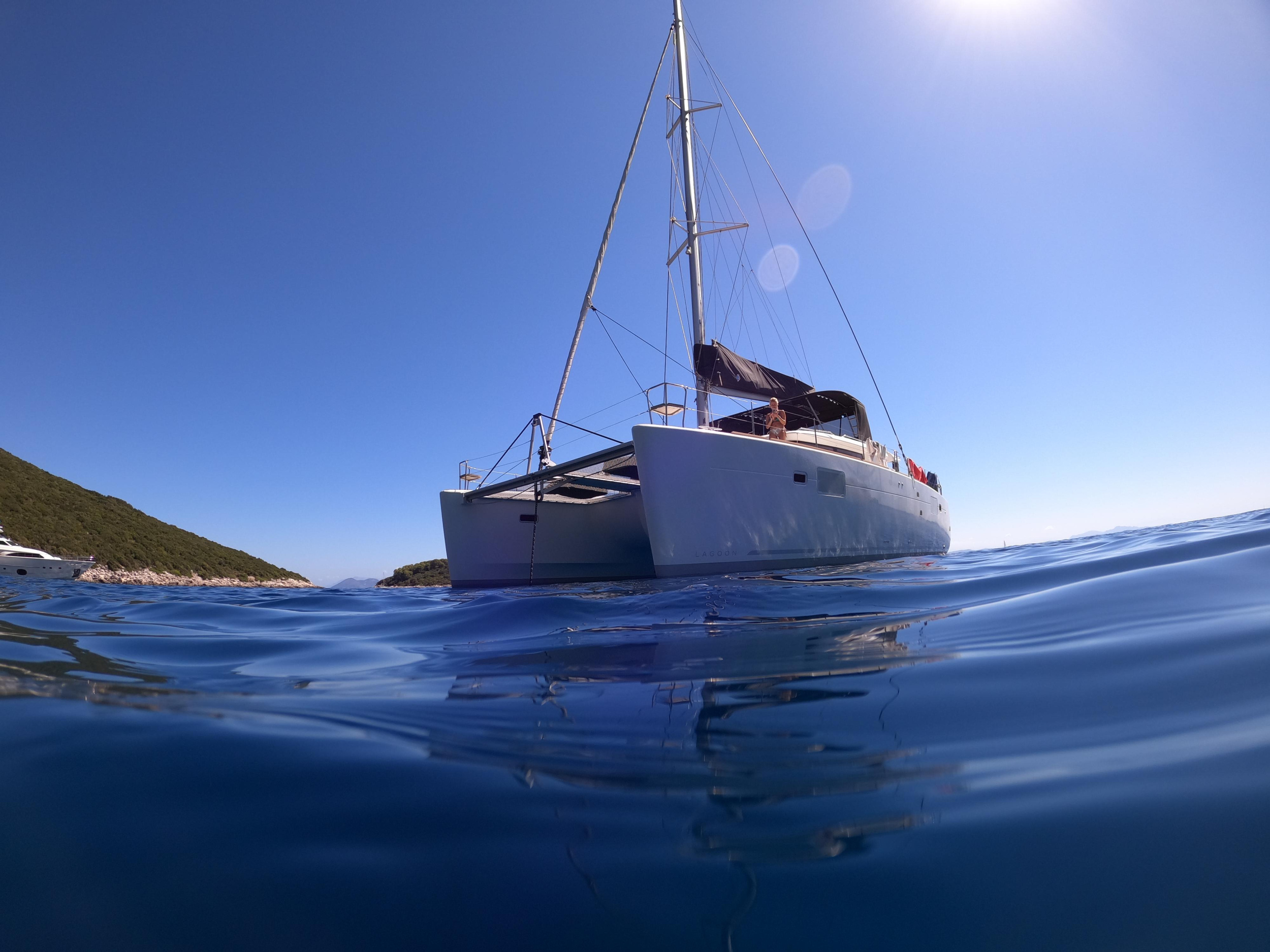 Lagoon 450 Flybridge — photo 6