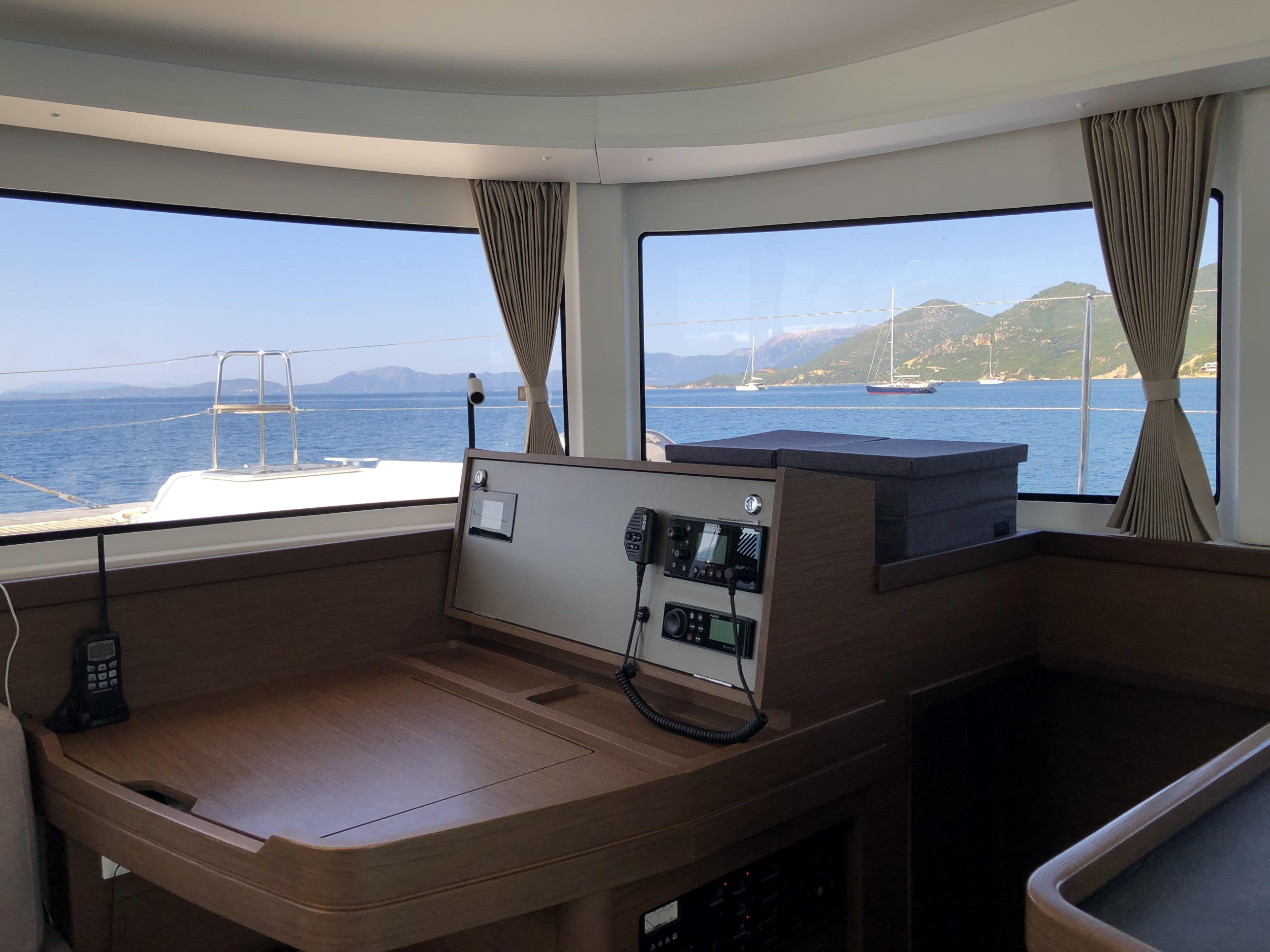 Lagoon 42 — photo 27