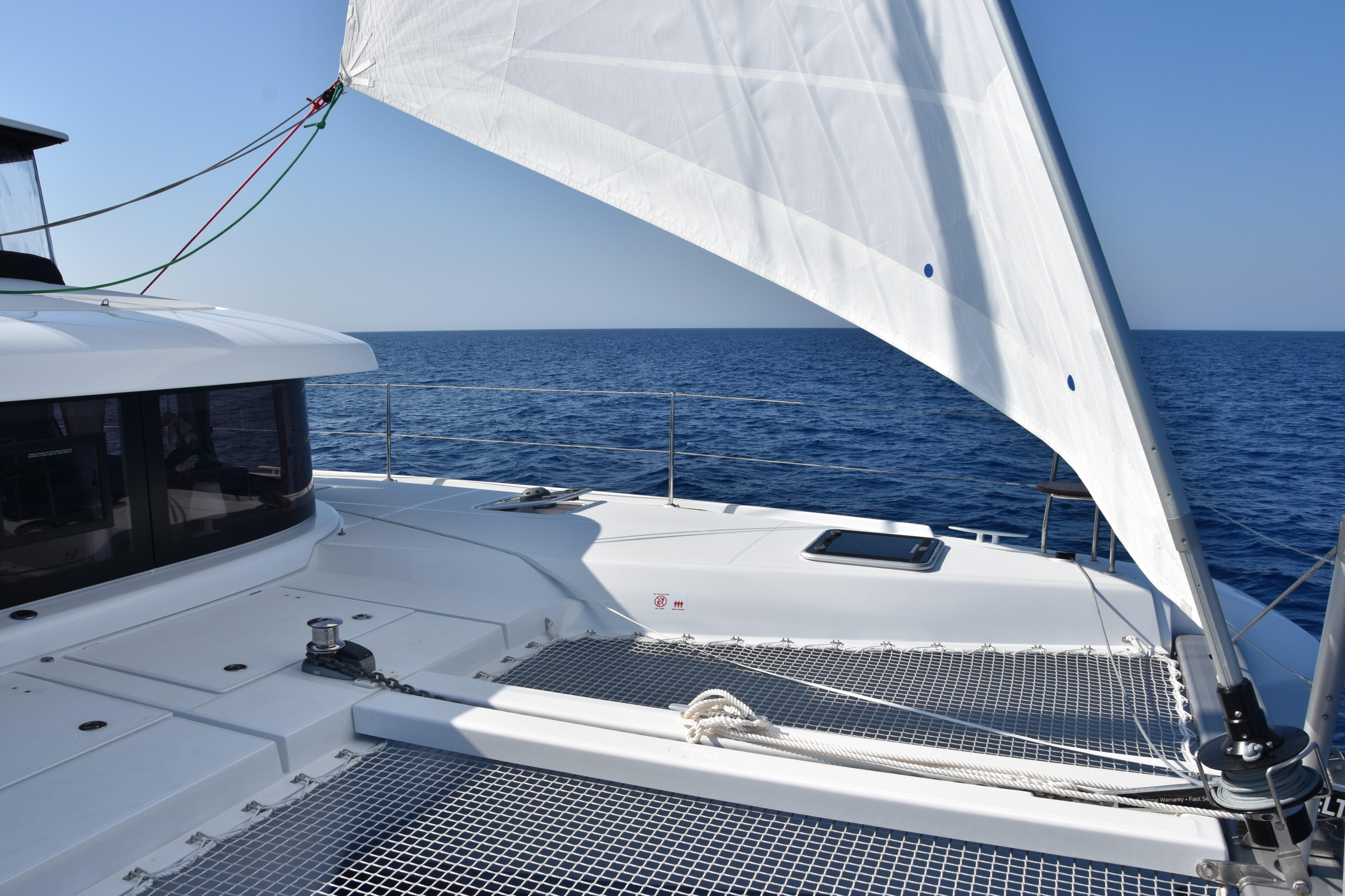 Lagoon 42 — photo 25