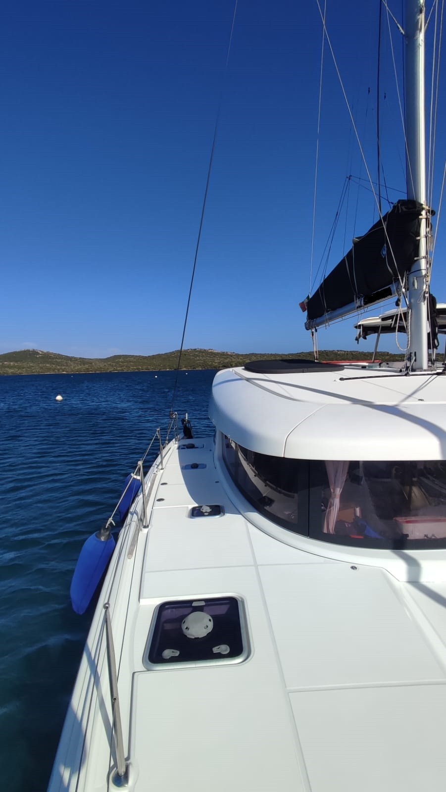 Lagoon 42 — photo 17