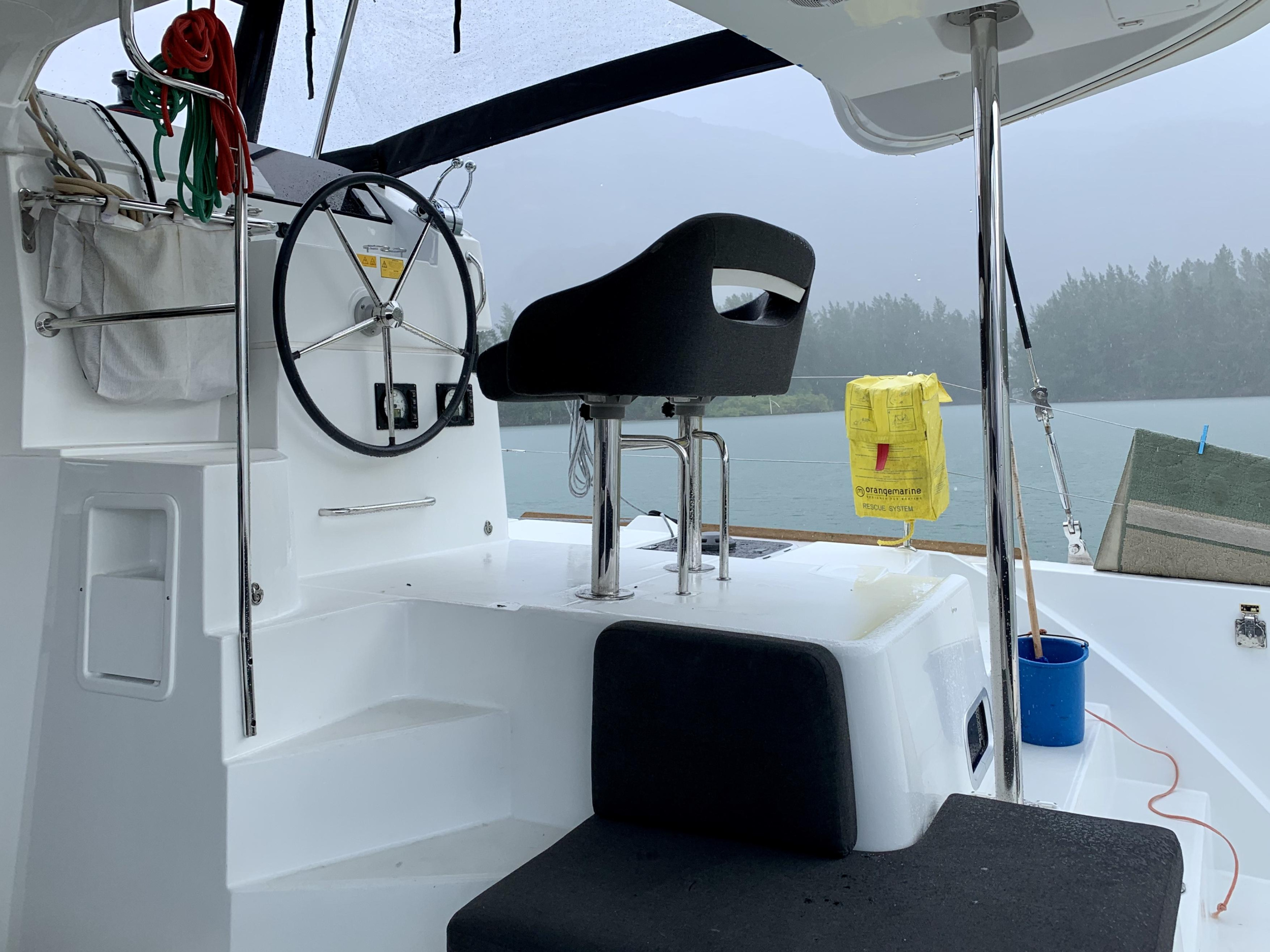 Lagoon 40 — photo 15